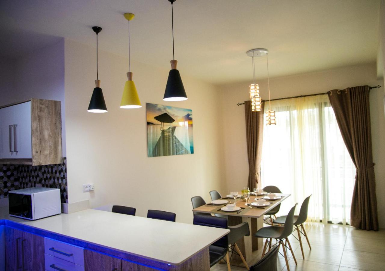 Luxury 2 Bedroom Apartment With Pool - Close To Flic-En-Flac Beach Luaran gambar